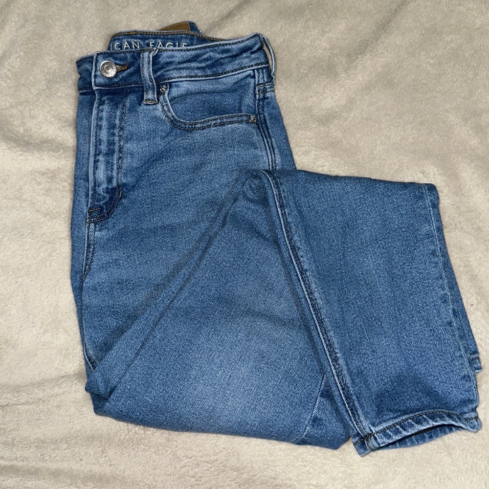 american eagle mom jeans